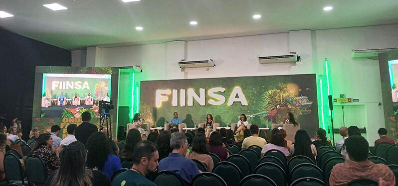 Painel de apresentação do FIINSA. Foto: Synergia